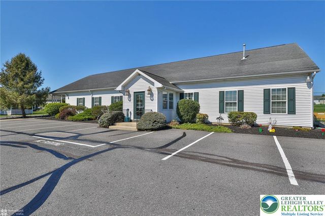 678 kykuit Place, Forks Twp, PA 18040