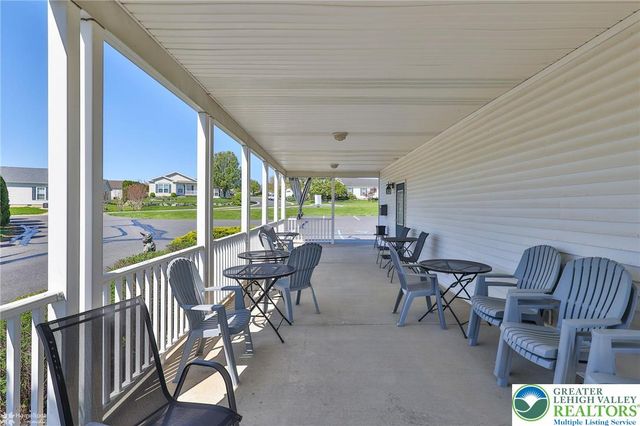 678 kykuit Place, Forks Twp, PA 18040