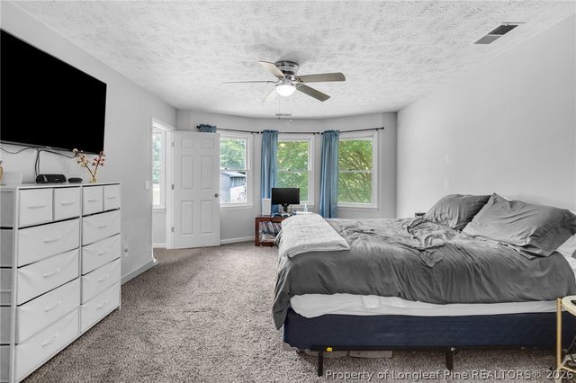 6812 Saint Julian Way, Fayetteville, NC 28314