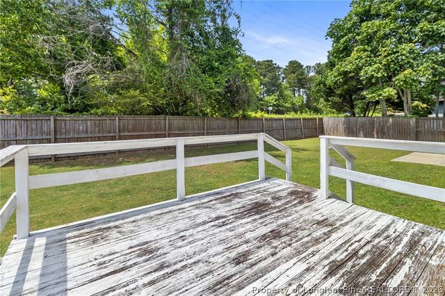 6812 Saint Julian Way, Fayetteville, NC 28314