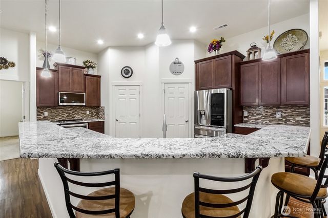 1011 8th Avenue NE, Ephrata, WA 98823