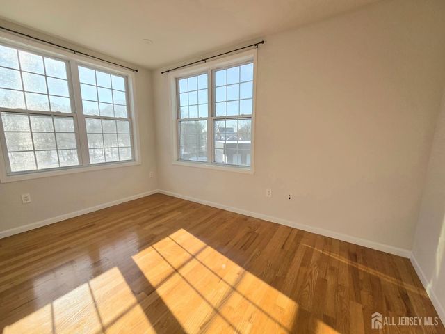 120 Georges Road 312, New Brunswick, NJ 08901