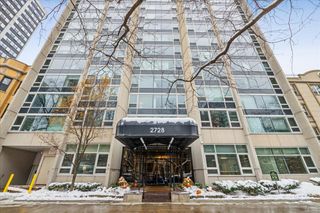 2728 N HAMPDEN Court 910, Chicago, IL 60614