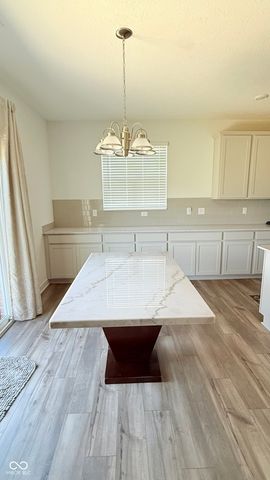1043 Kendrick Street, Greenwood, IN 46143