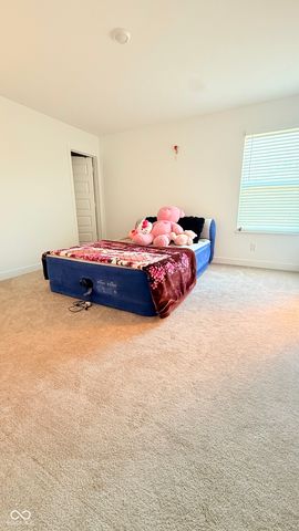 1043 Kendrick Street, Greenwood, IN 46143