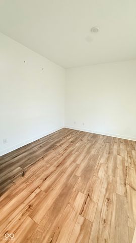 1043 Kendrick Street, Greenwood, IN 46143