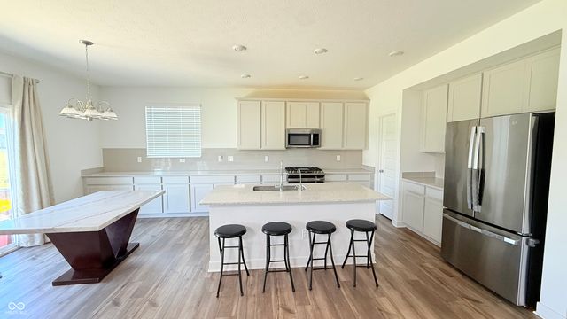 1043 Kendrick Street, Greenwood, IN 46143