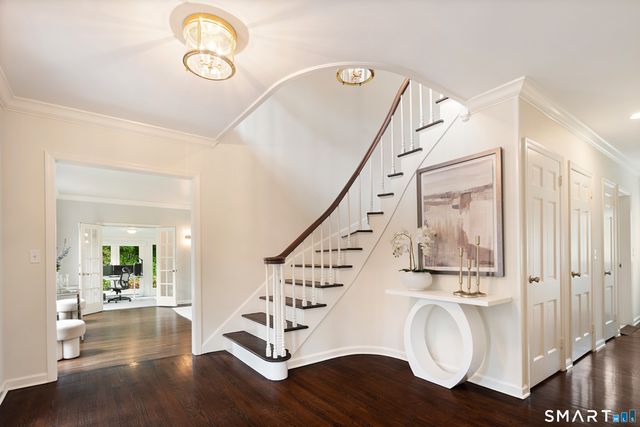 67 Dunning Road, New Canaan, CT 06840
