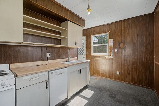 662 Reading Drive, Springfield, OH 45505