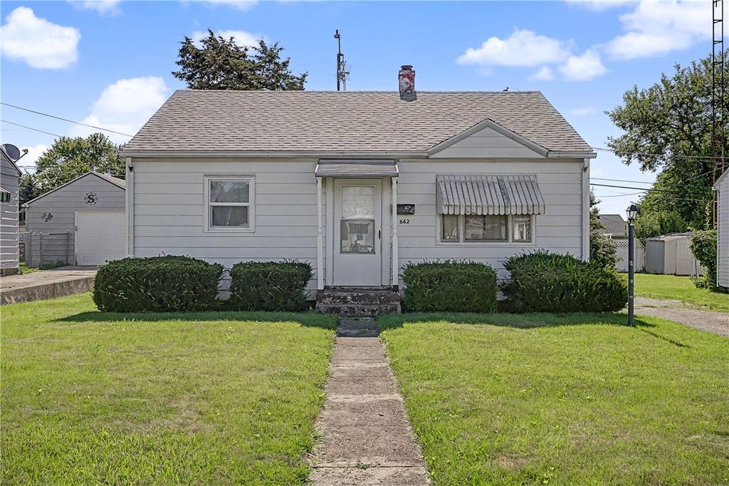 662 Reading Drive, Springfield, OH 45505
