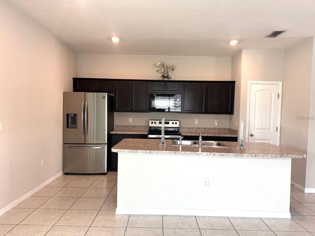 863 HUDSON VALLEY DRIVE, Poinciana, FL 34759