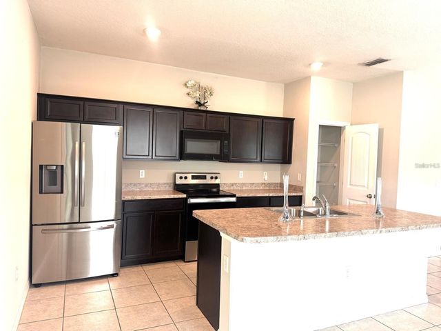 863 HUDSON VALLEY DRIVE, Poinciana, FL 34759