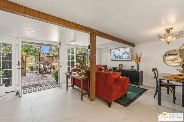 575 S Calle Ajo 2, Palm Springs, CA 92264