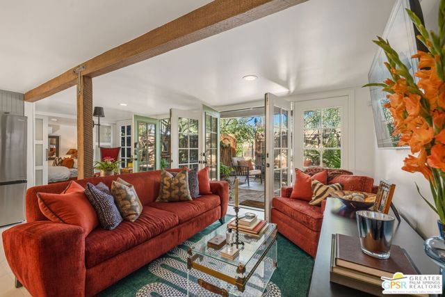 575 S Calle Ajo 2, Palm Springs, CA 92264