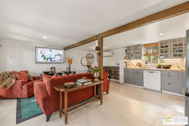 575 S Calle Ajo 2, Palm Springs, CA 92264