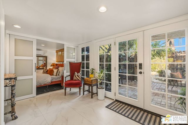 575 S Calle Ajo 2, Palm Springs, CA 92264