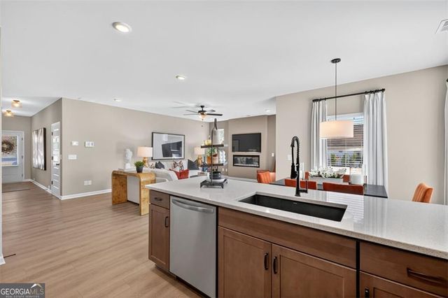 95 Cove Lane, Ringgold, GA 30736