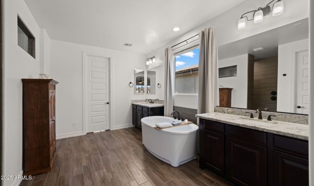 4717 S QUANTUM Way, Mesa, AZ 85212