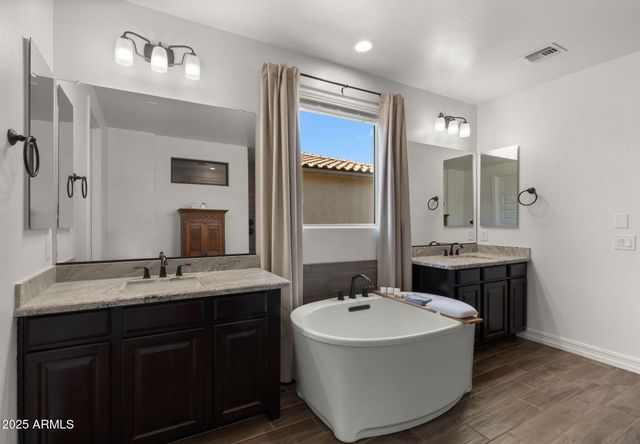 4717 S QUANTUM Way, Mesa, AZ 85212