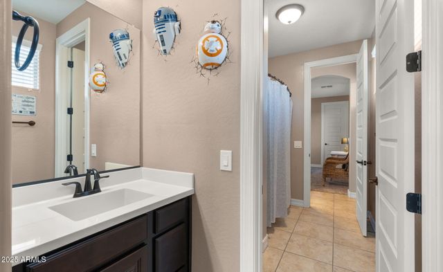 4717 S QUANTUM Way, Mesa, AZ 85212