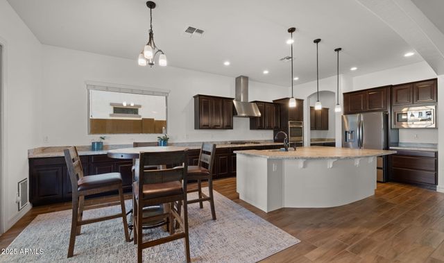 4717 S QUANTUM Way, Mesa, AZ 85212