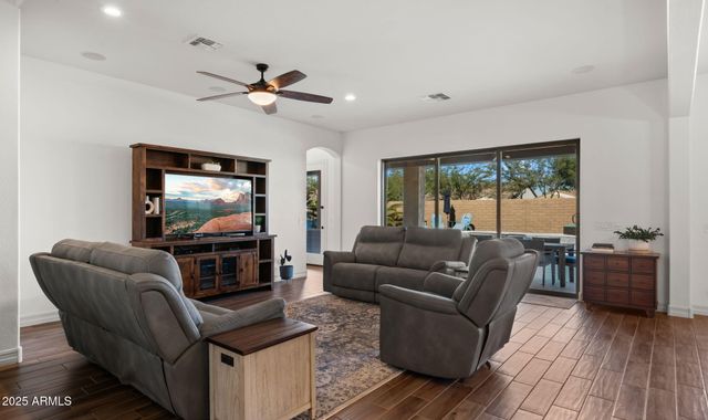 4717 S QUANTUM Way, Mesa, AZ 85212