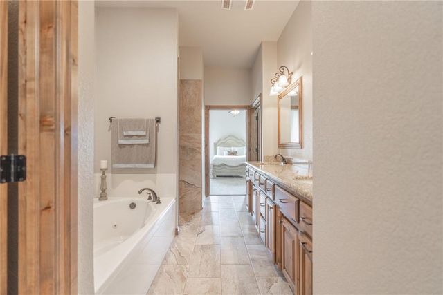 600 Hannah Drive, Tuttle, OK 73089