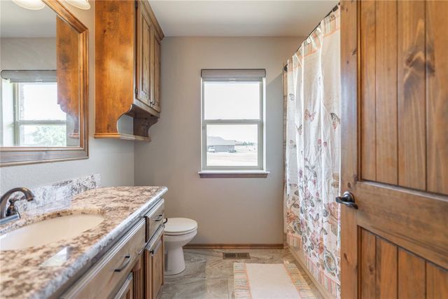 600 Hannah Drive, Tuttle, OK 73089