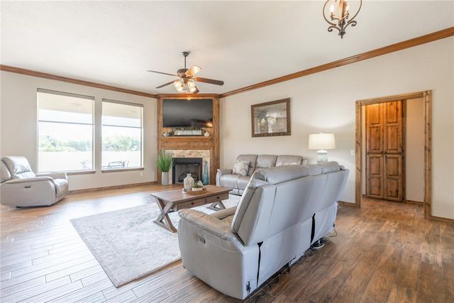 600 Hannah Drive, Tuttle, OK 73089