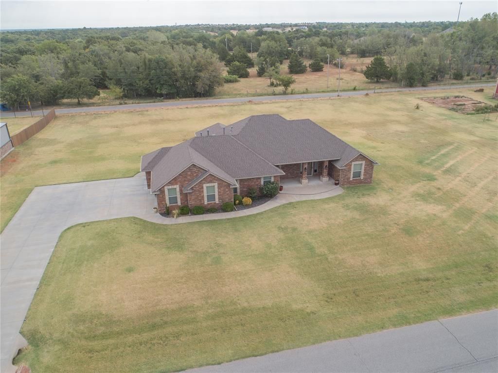 600 Hannah Drive, Tuttle, OK 73089