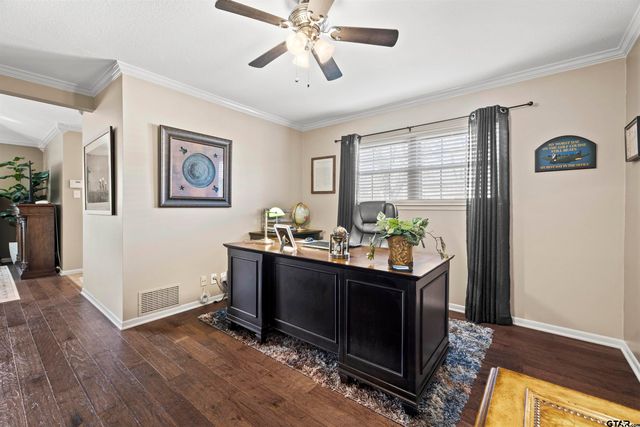 8235 Baylor Dr., Tyler, TX 75703