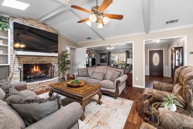 8235 Baylor Dr., Tyler, TX 75703