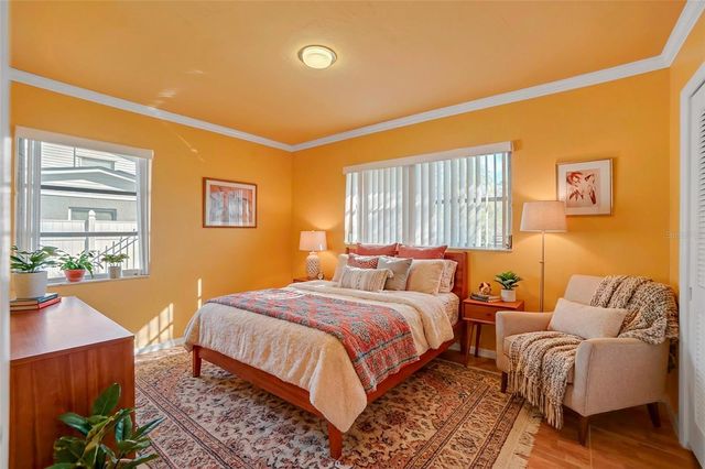 1899 66TH AVENUE N, St Petersburg, FL 33702