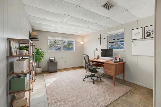 1899 66TH AVENUE N, St Petersburg, FL 33702