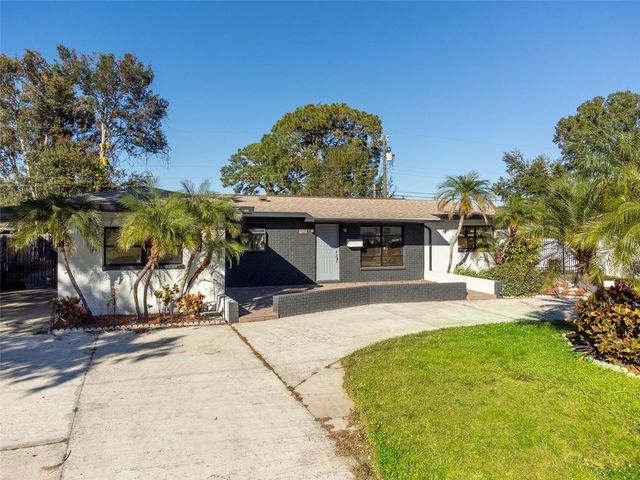 1899 66TH AVENUE N, St Petersburg, FL 33702