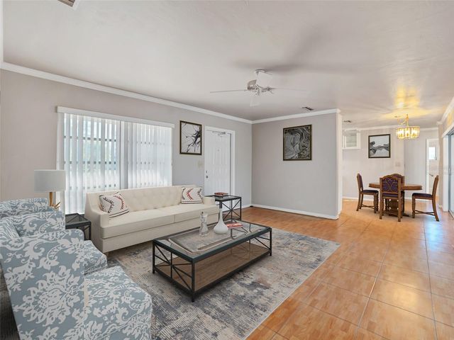 1899 66TH AVENUE N, St Petersburg, FL 33702