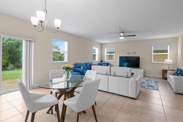 1262 SW Patricia Avenue, Port St Lucie, FL 34953
