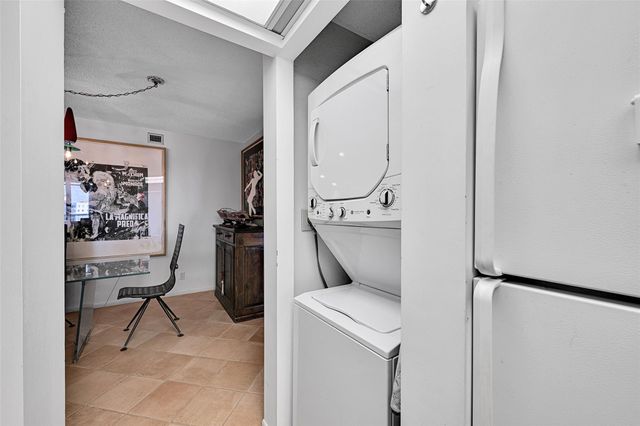 2841 N Ocean Blvd 1809, Fort Lauderdale, FL 33308