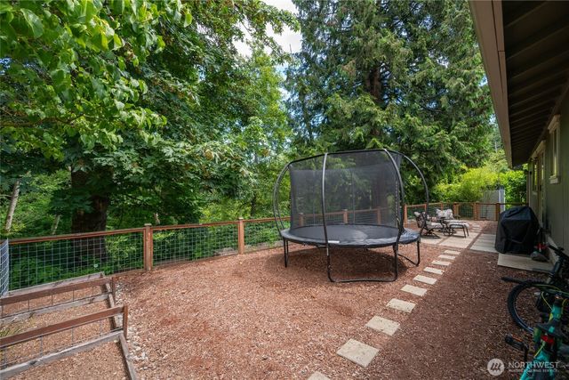 5984 Sunshine Drive, Ferndale, WA 98248