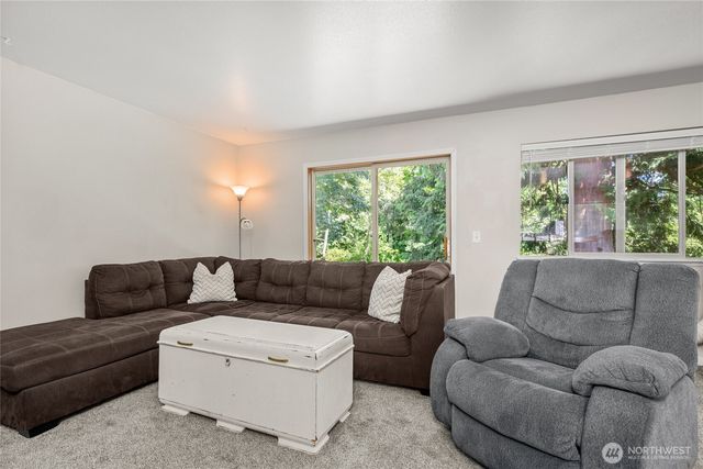 5984 Sunshine Drive, Ferndale, WA 98248