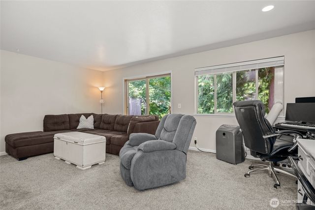 5984 Sunshine Drive, Ferndale, WA 98248