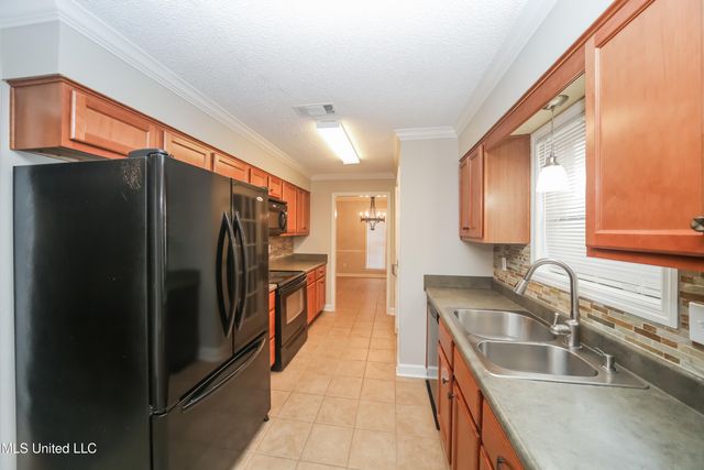 7592 Millbridge Drive, Southaven, MS 38671