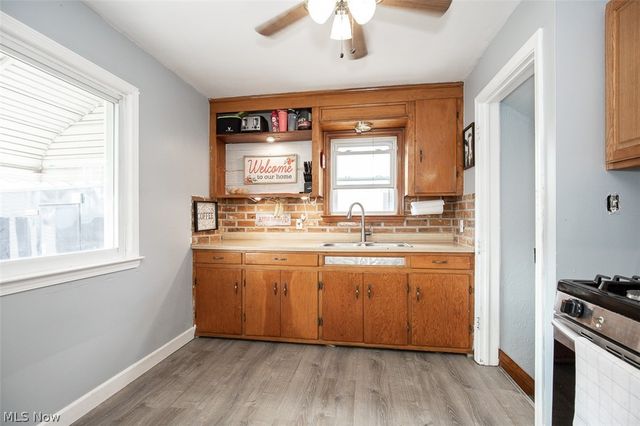 4360 Newberry Drive, Brooklyn, OH 44144