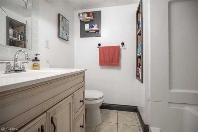 4360 Newberry Drive, Brooklyn, OH 44144