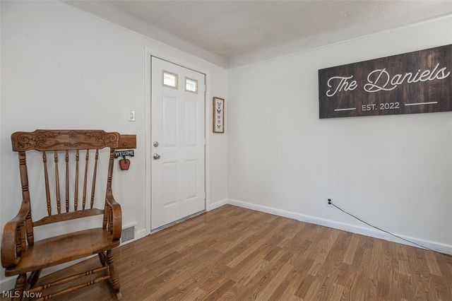 4360 Newberry Drive, Brooklyn, OH 44144