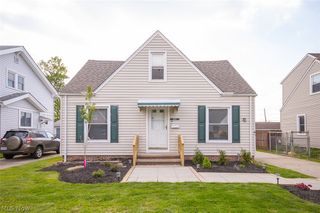 4360 Newberry Drive, Brooklyn, OH 44144