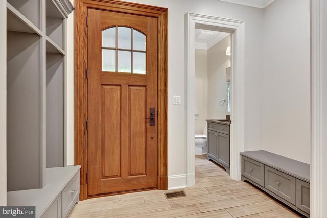 6707 WEMBERLY WAY, Mclean, VA 22101