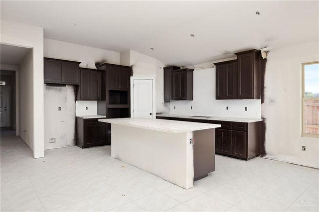 4210 N 48th Lane, Mcallen, TX 78504