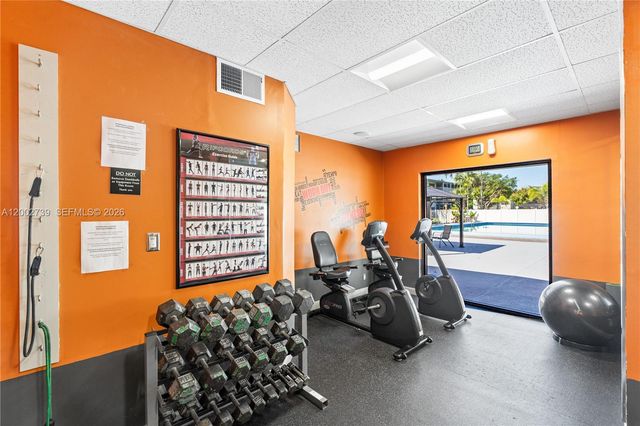 1000 Hillcrest Ct 214, Hollywood, FL 33021