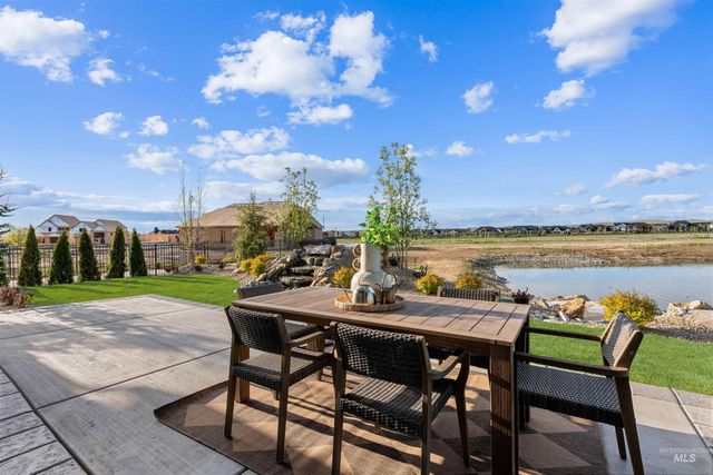 5036 W Braveheart St, Eagle, ID 83616